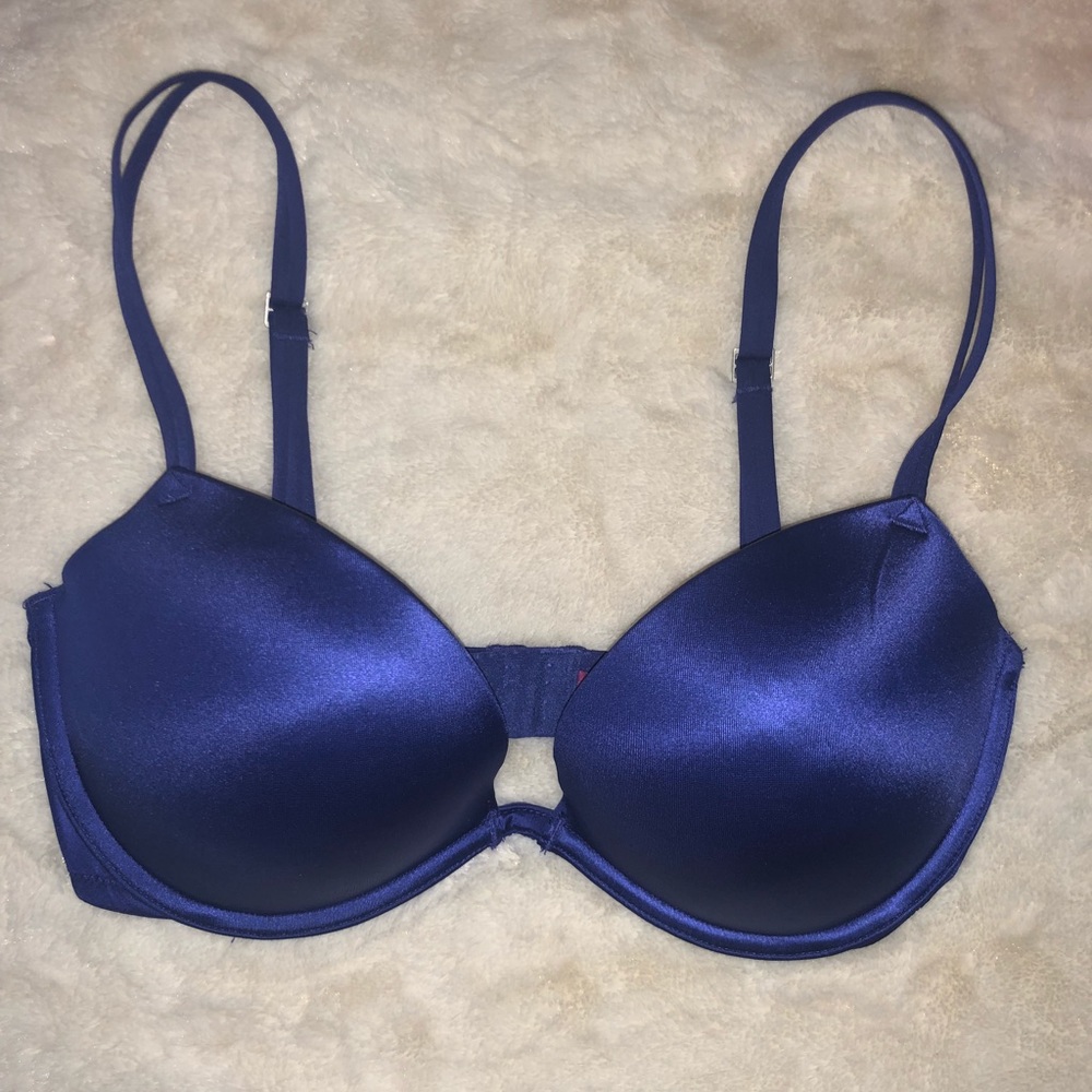 Victoria secrets push up bra 34d